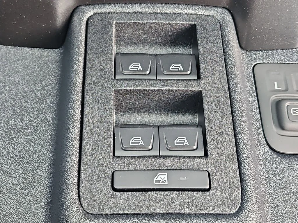 2025 Ford Bronco 4-Door Outer Banks - Photo 31