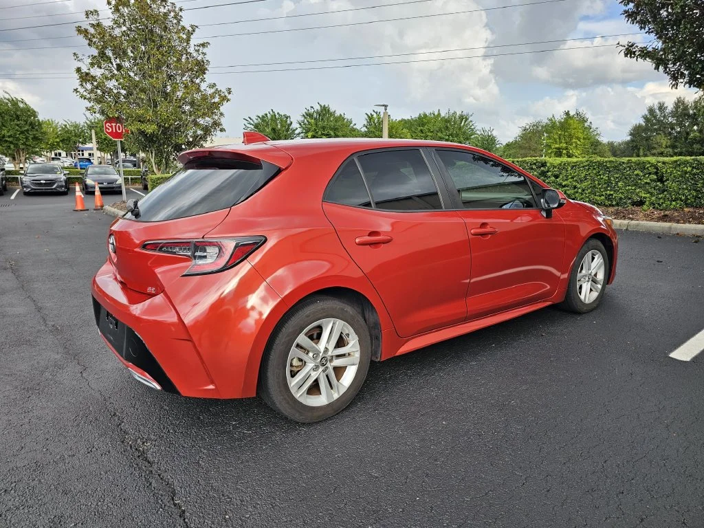 Used 2019 Red Toyota SE image 3