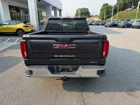 Used 2022 Titanium Rush Metallic GMC SLT image 5