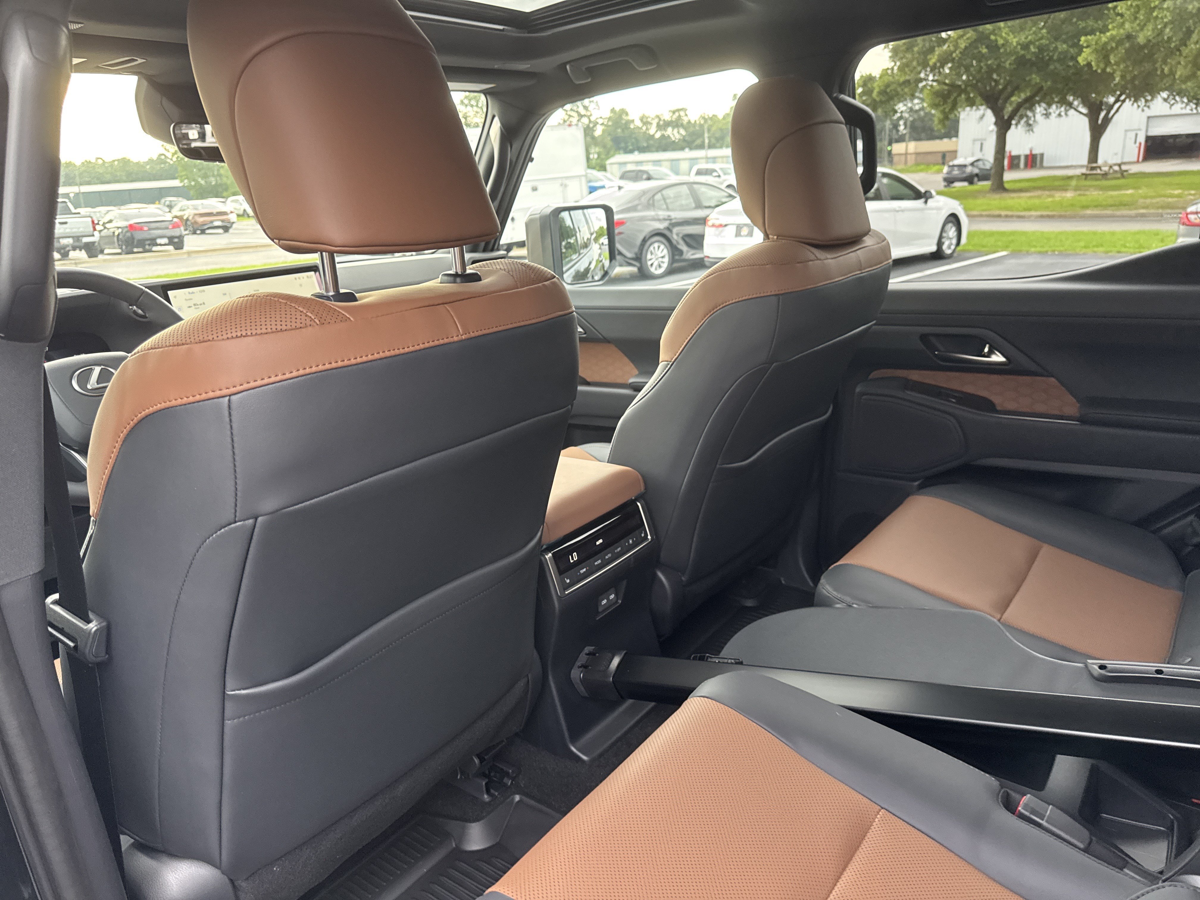 2026 Lexus GX Premium - Photo 26