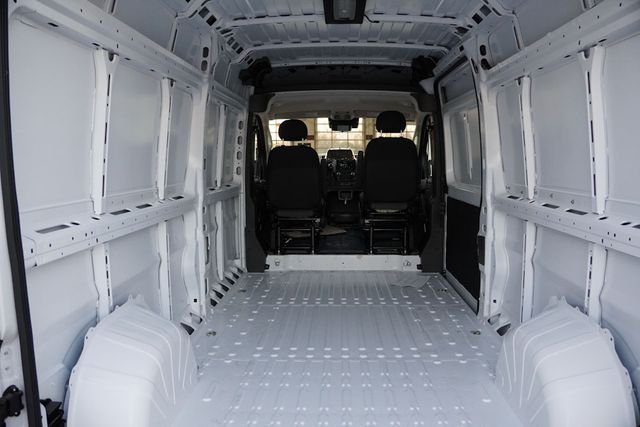 New 2026 Bright White Clear-Coat Exterior Paint RAM High Roof image 11