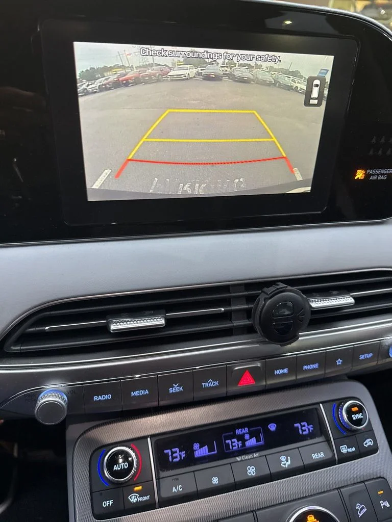 Used 2020 White Hyundai SEL image 17