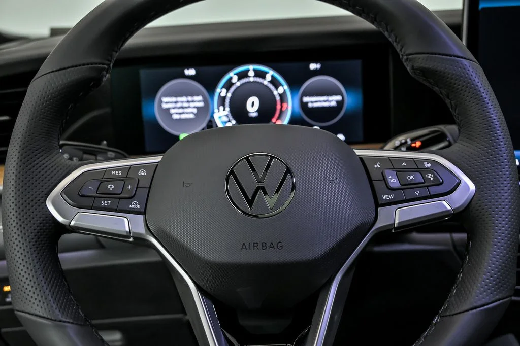 New 2026 White/off-white Volkswagen 2.0T SEL R-Line image 11