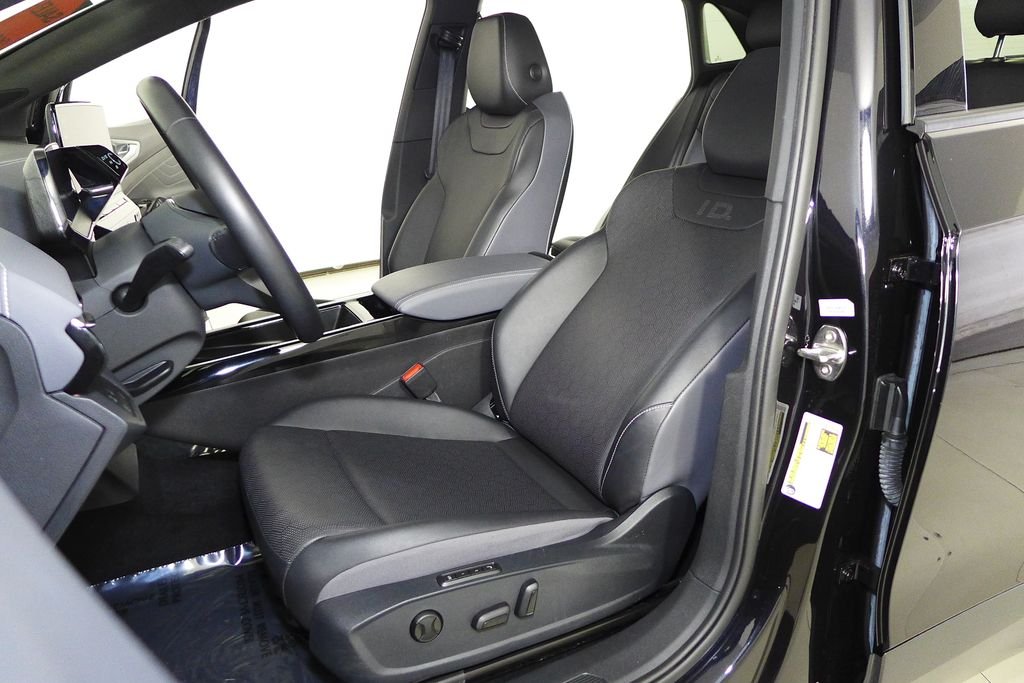 Certified Used 2023 Black Volkswagen Pro S image 22