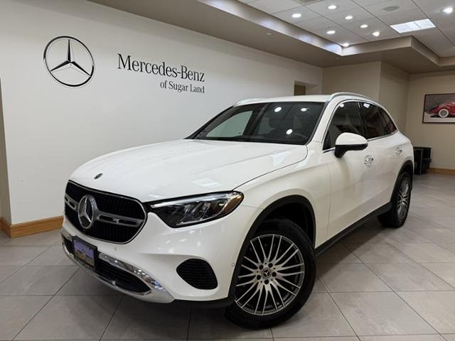 2025 Mercedes-Benz GLC 300