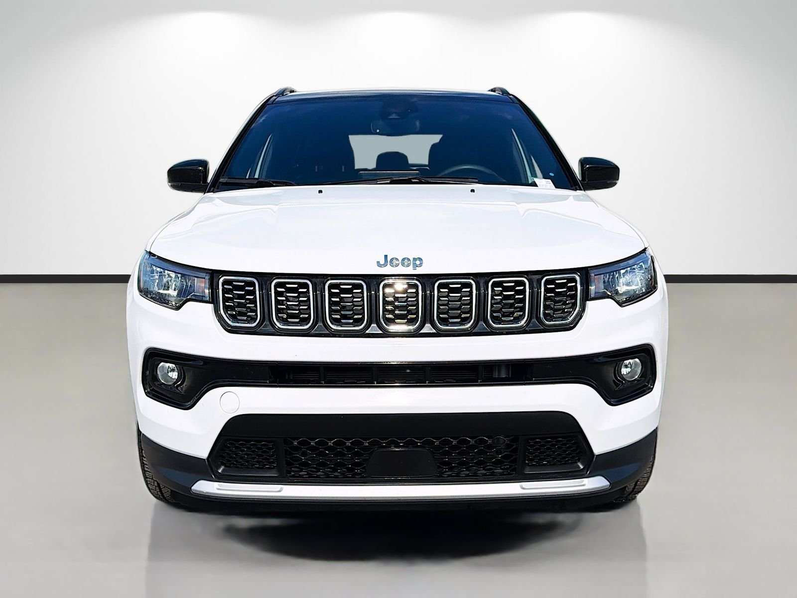 Used 2024 White Jeep Limited image 8