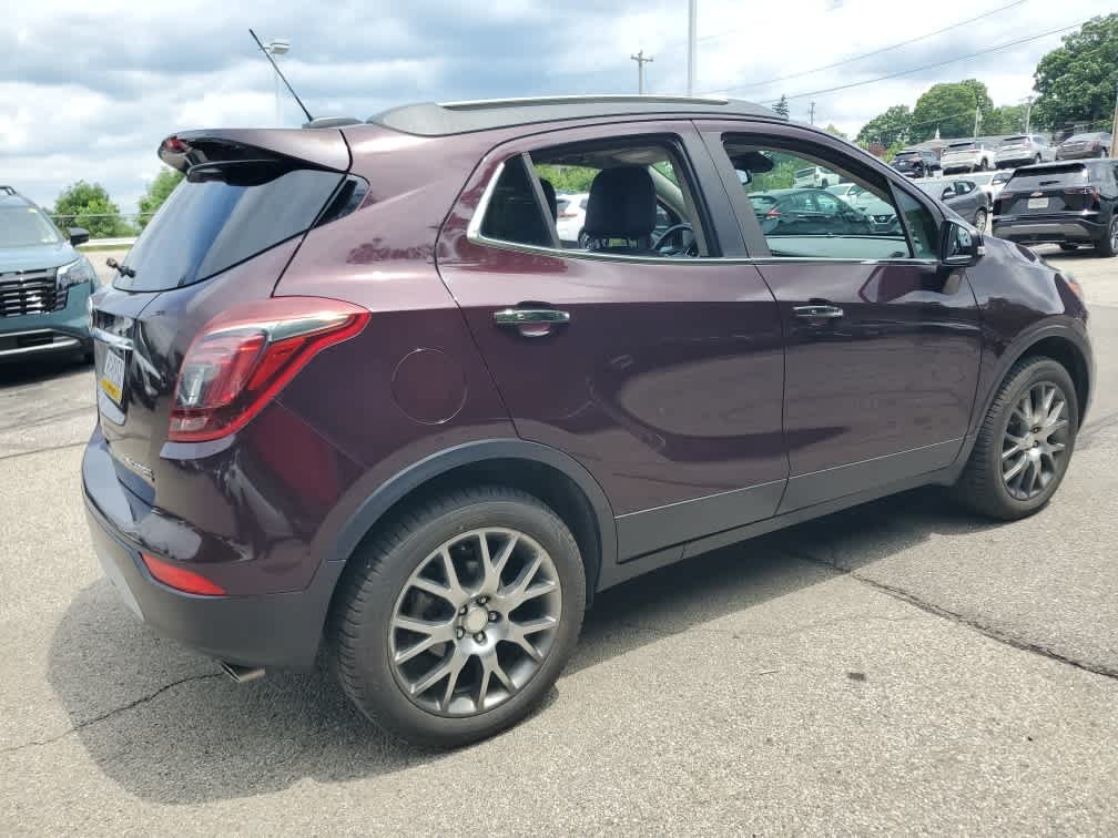 Used 2018 Black Cherry Metallic Buick Sport Touring image 6