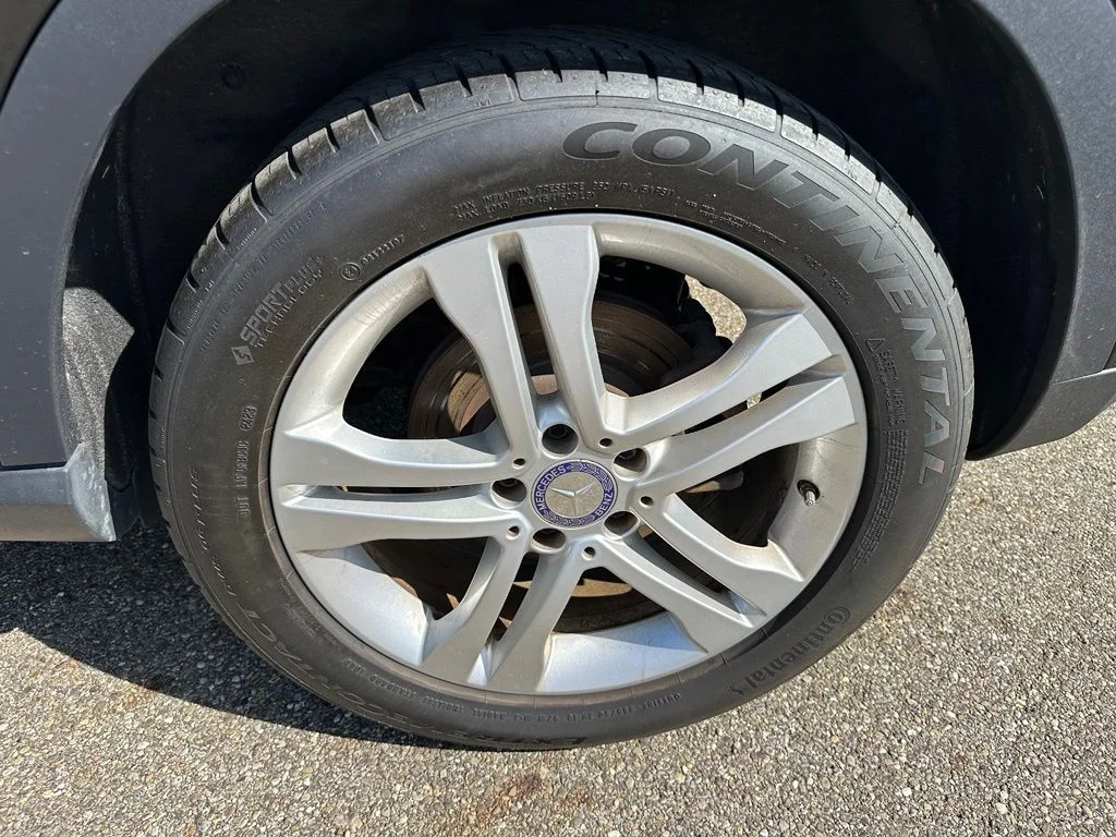 Used 2015 Black Mercedes-Benz GLA 250 image 9