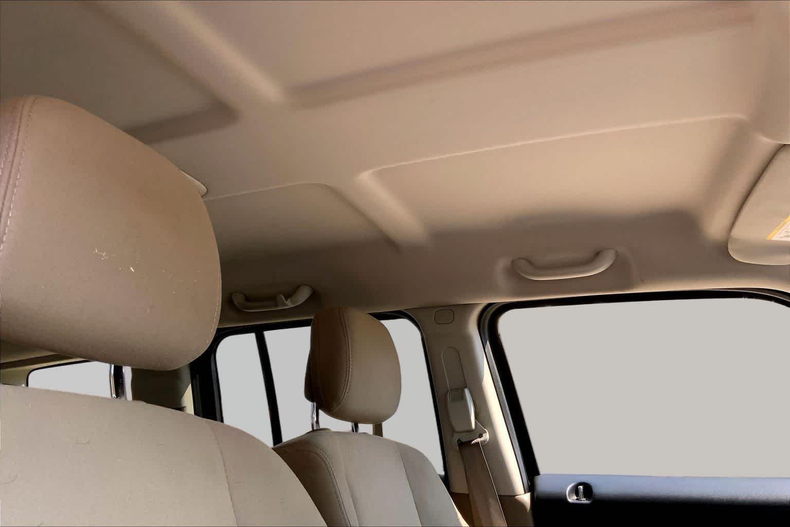 Used 2014 Rugged Brown Pearlcoat Jeep Latitude image 14