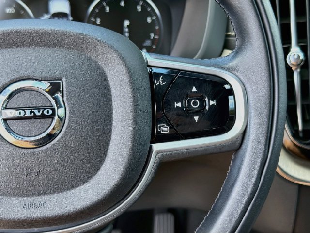 Used 2019 Gray Metallic Volvo Inscription image 39