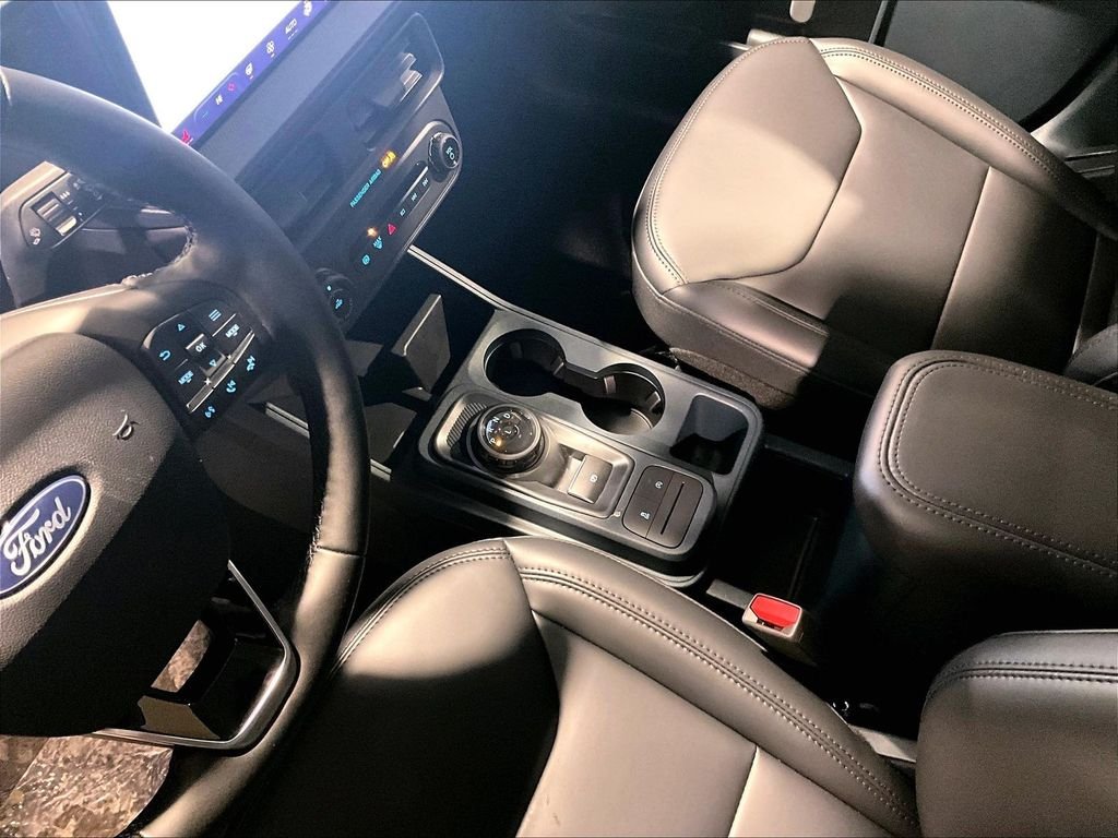 New 2026 Azure Gray Metallic Tri-Coat Ford Lariat image 9