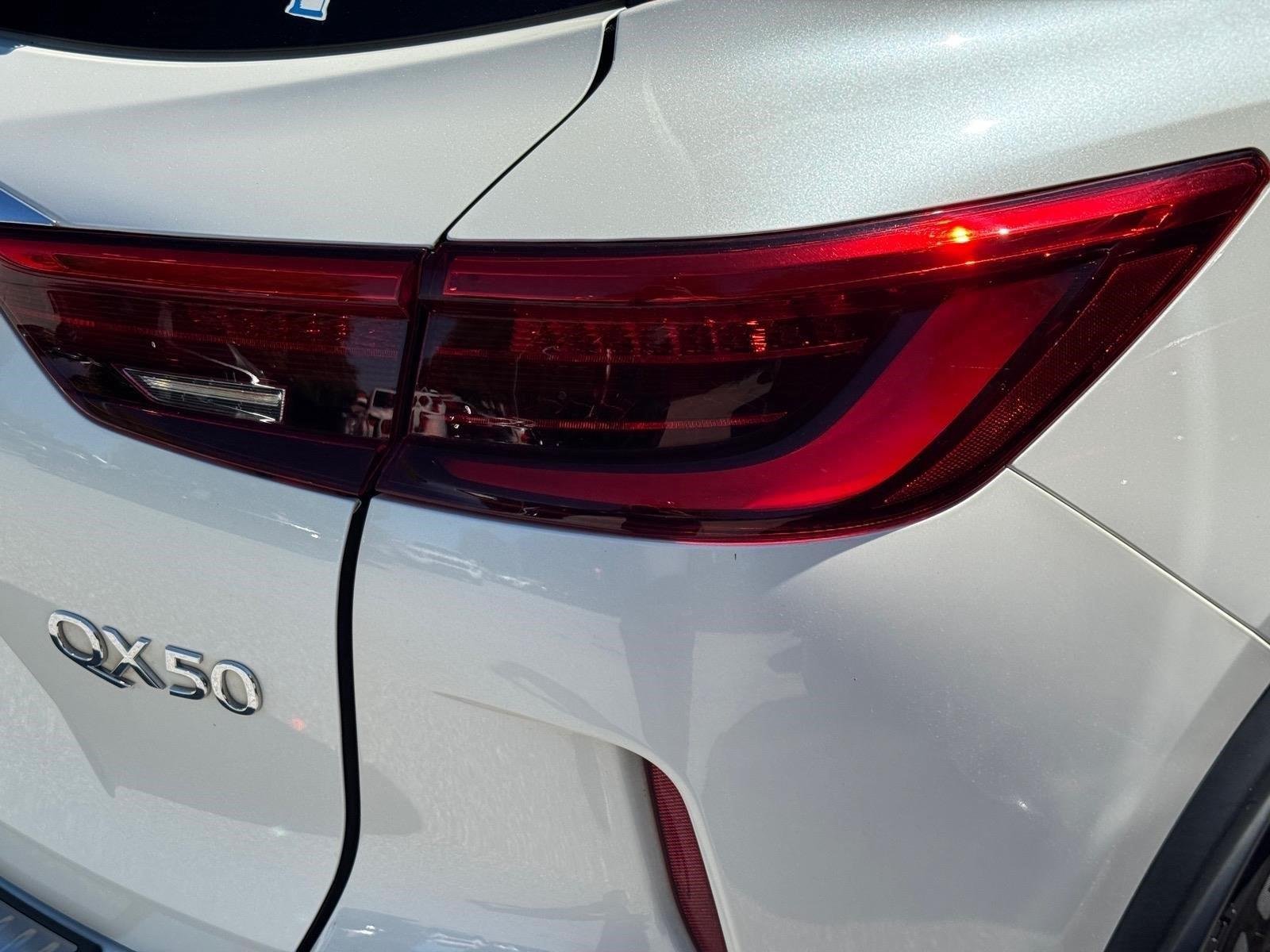 Used 2021 Majestic White INFINITI SENSORY image 17