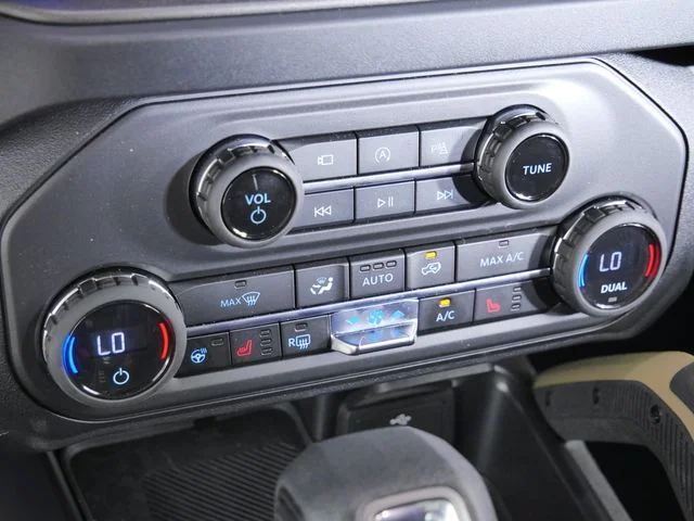Certified Used 2026 Beige Ford Badlands image 24