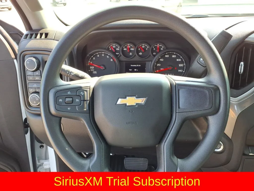 Used 2025 White Chevrolet Custom image 13