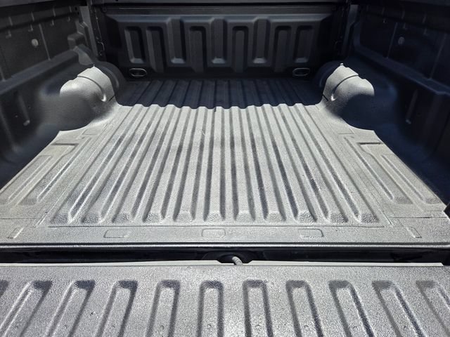 Used 2023 Black Ford XLT image 13