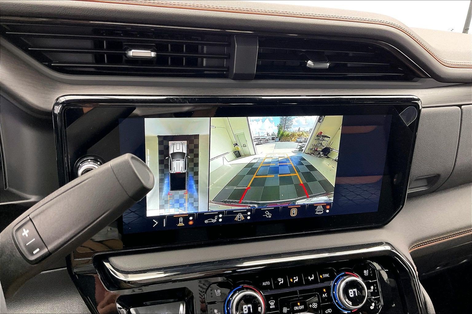 2026 GMC Sierra 3500HD AT4 - Photo 13