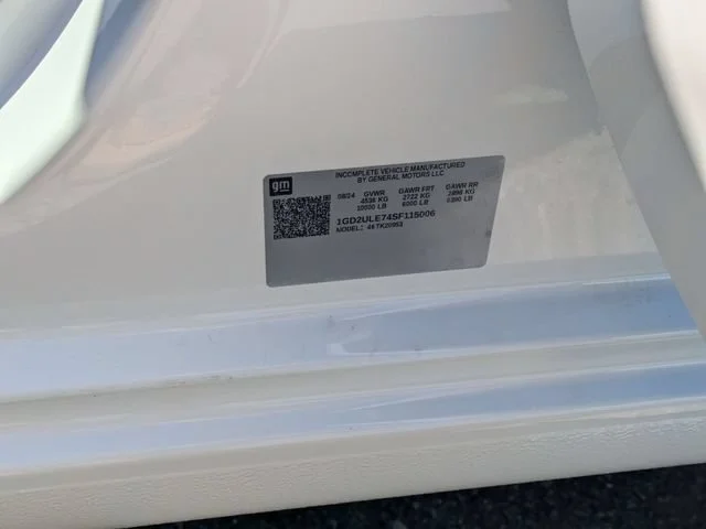 New 2025 Summit White GMC Pro image 15
