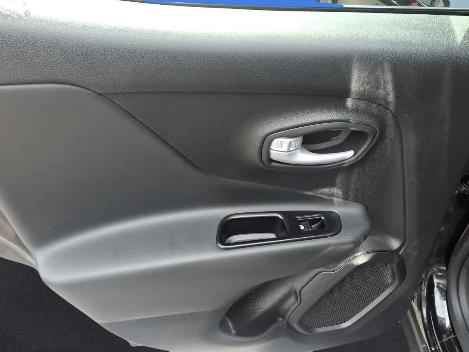 Used 2023 Black Clearcoat Jeep Limited image 10