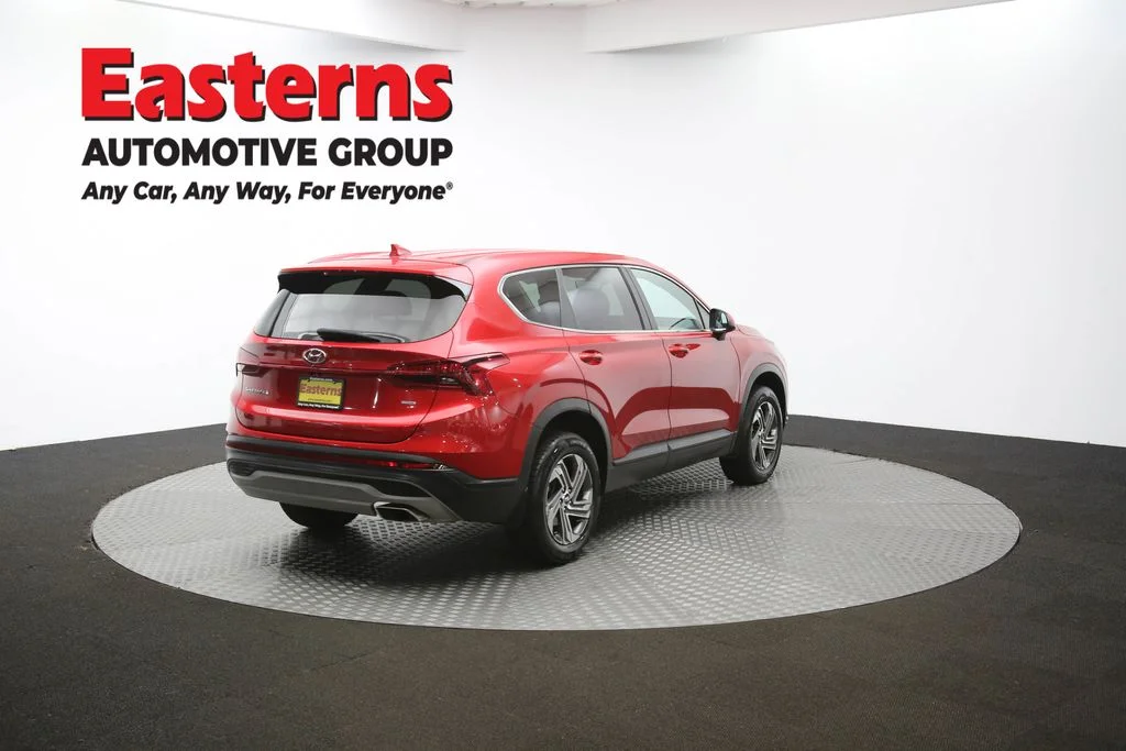 Used 2022 Red Hyundai SE image 39
