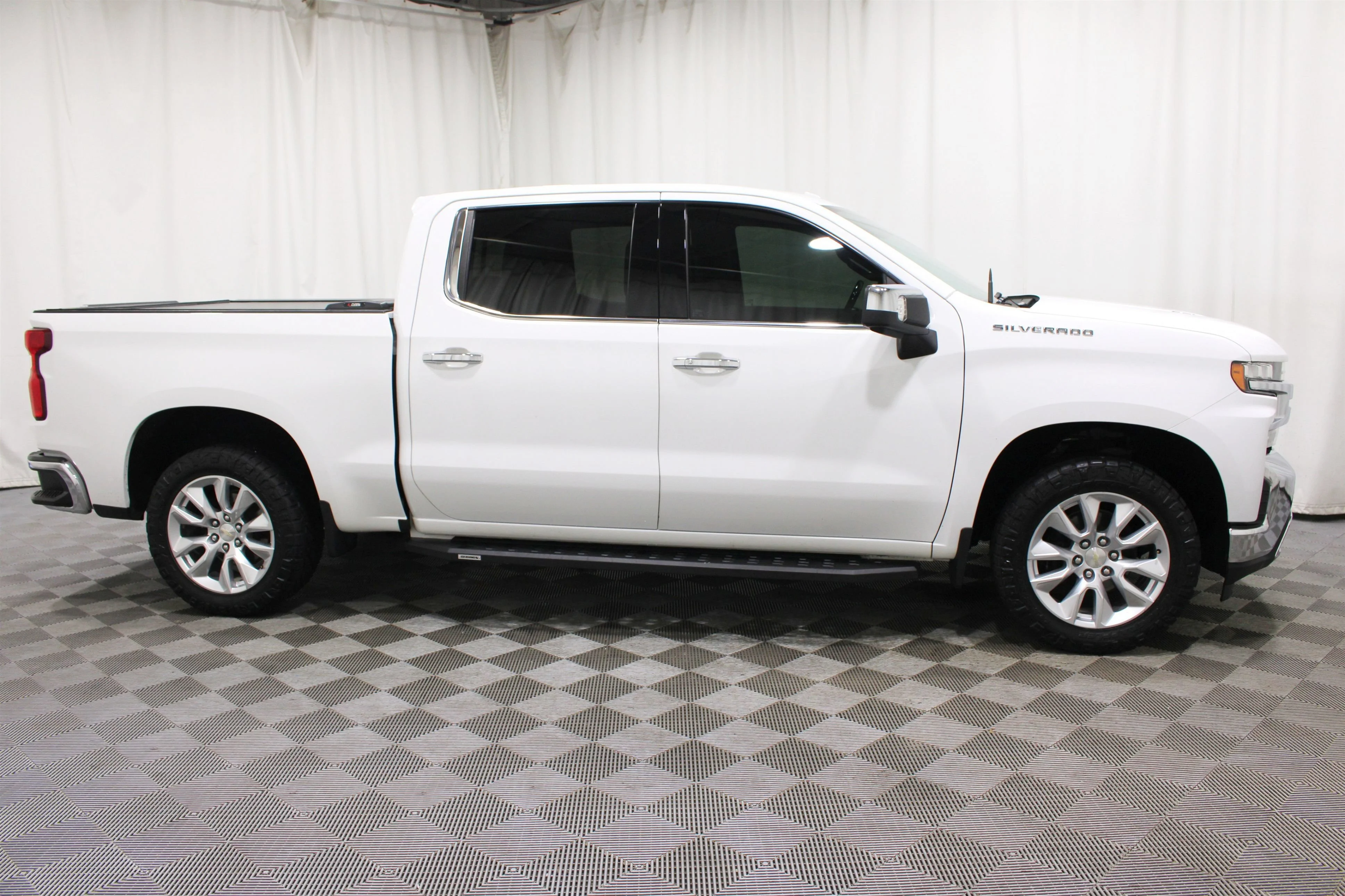 2020 Chevrolet Silverado 1500 LTZ - Photo 28