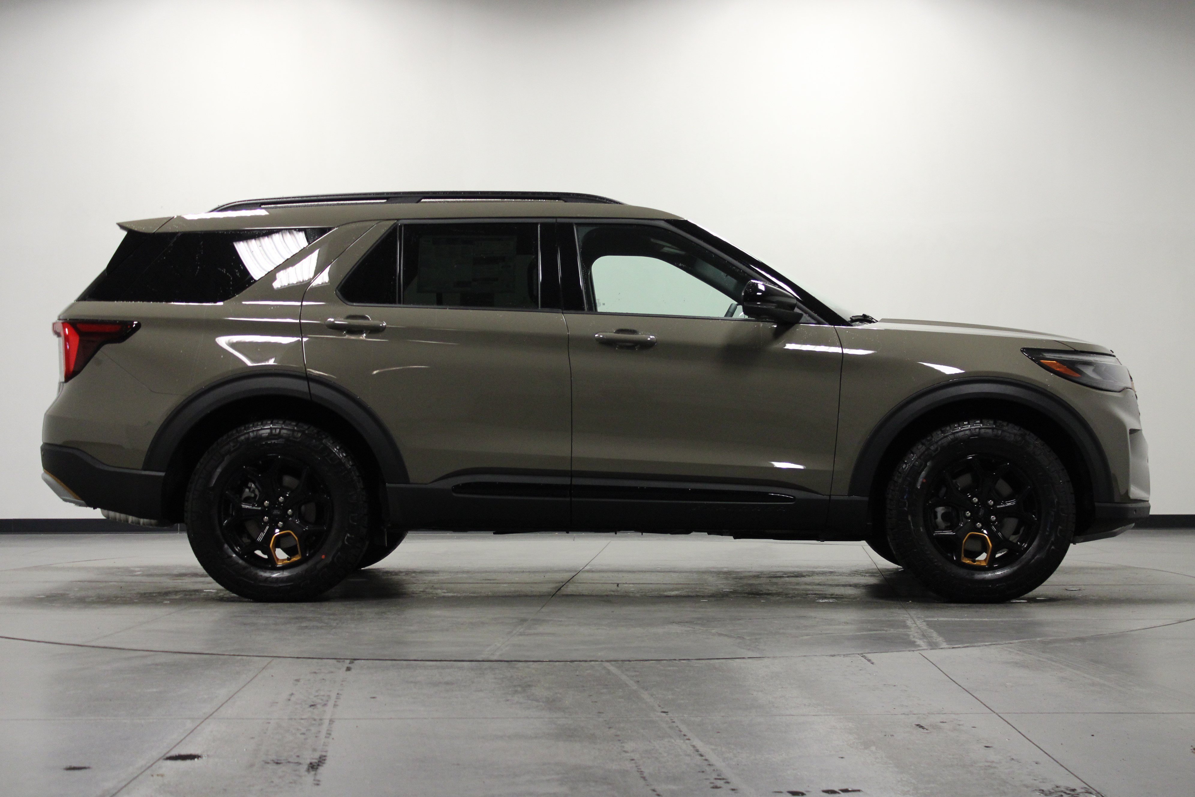 New 2026 Marsh Gray Ford Tremor image 3