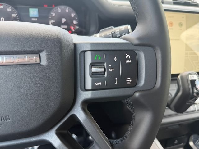 New 2026 Santorini Black Land Rover X-Dynamic SE image 23