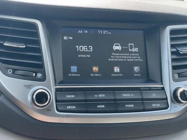 Used 2018 Silver Hyundai SEL image 25