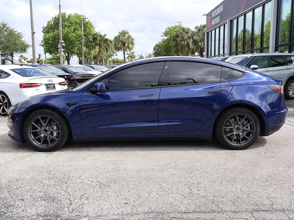 Used 2023 Blue Tesla Base image 18