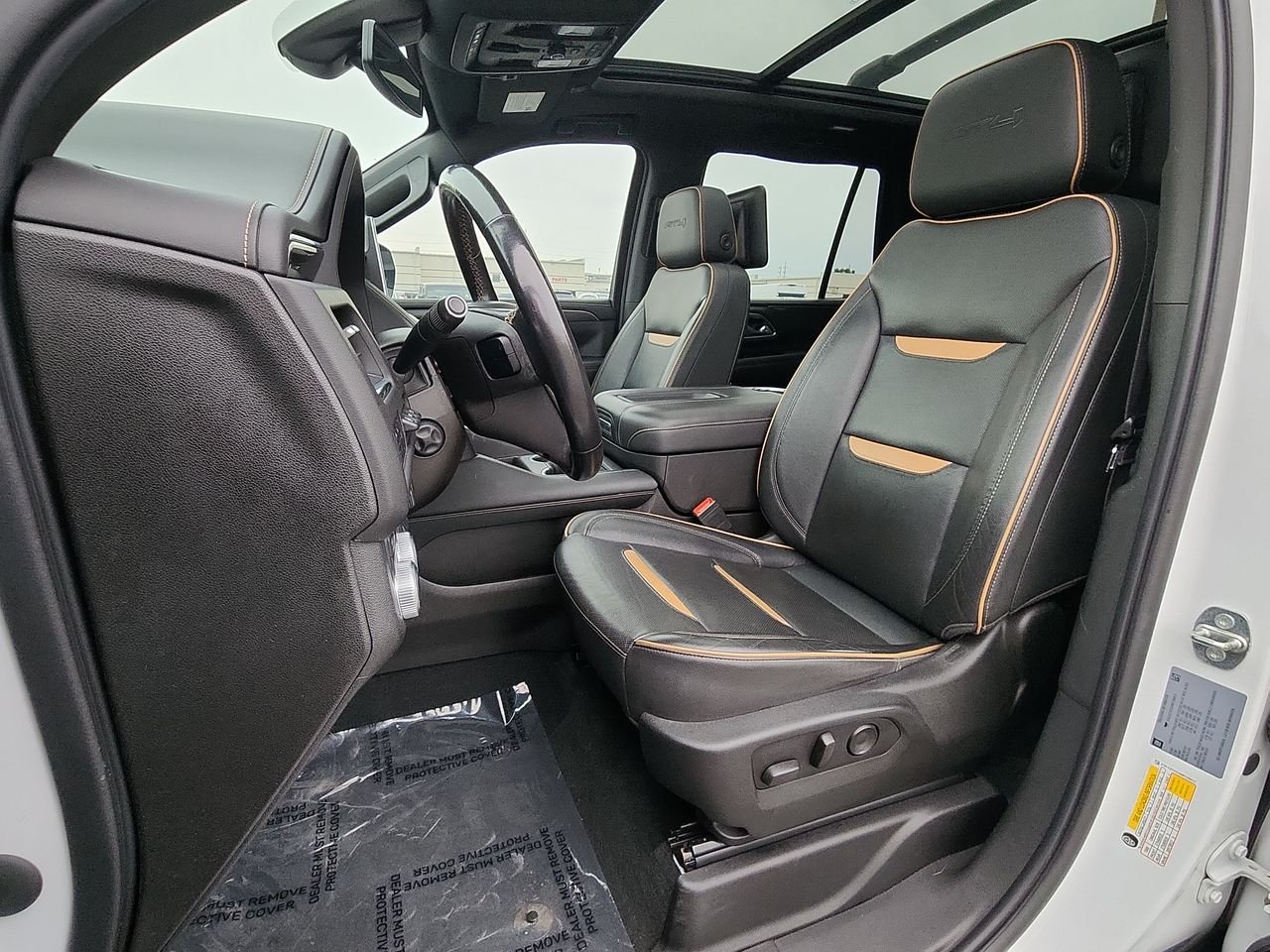 Used 2021 White GMC AT4 image 11