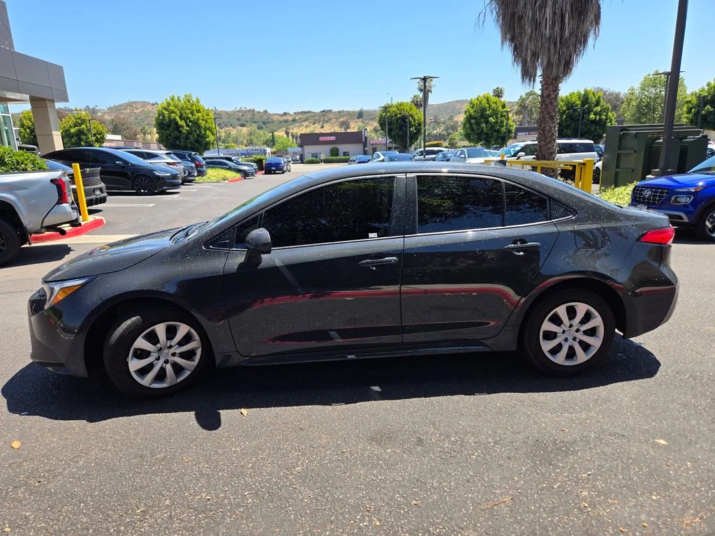Used 2025 Gray Toyota LE image 4