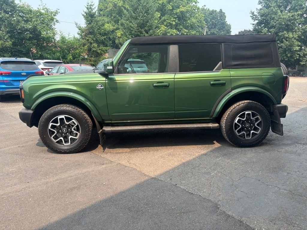 Used 2023 Green Ford Outer Banks image 9