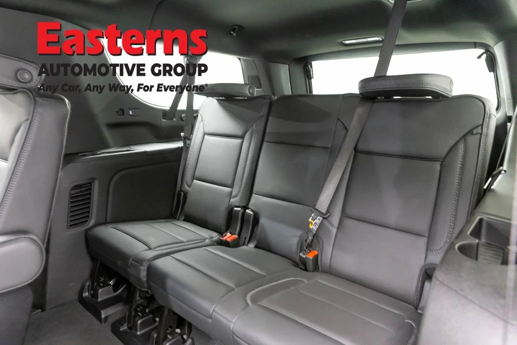 Used 2025 White GMC Denali image 30