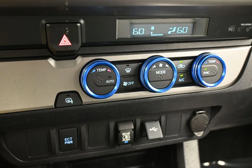 Used 2022 Blue Toyota SR5 image 20