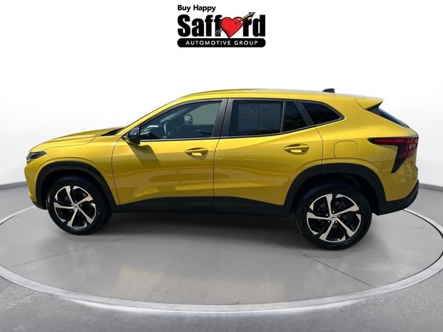 Used 2024 Yellow Chevrolet 1RS image 4