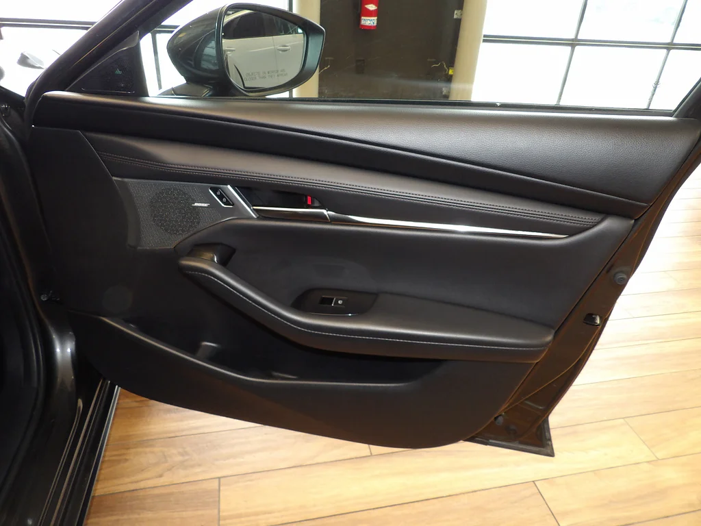 Used 2021 Machine Gray Metallic Mazda Premium image 12