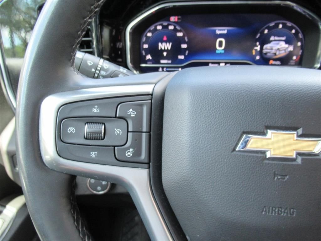 Used 2024 White Chevrolet LT image 22