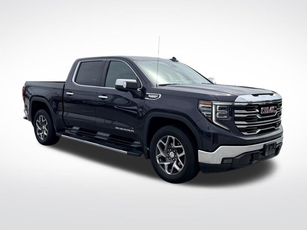 Used 2025 Silver GMC SLT image 8