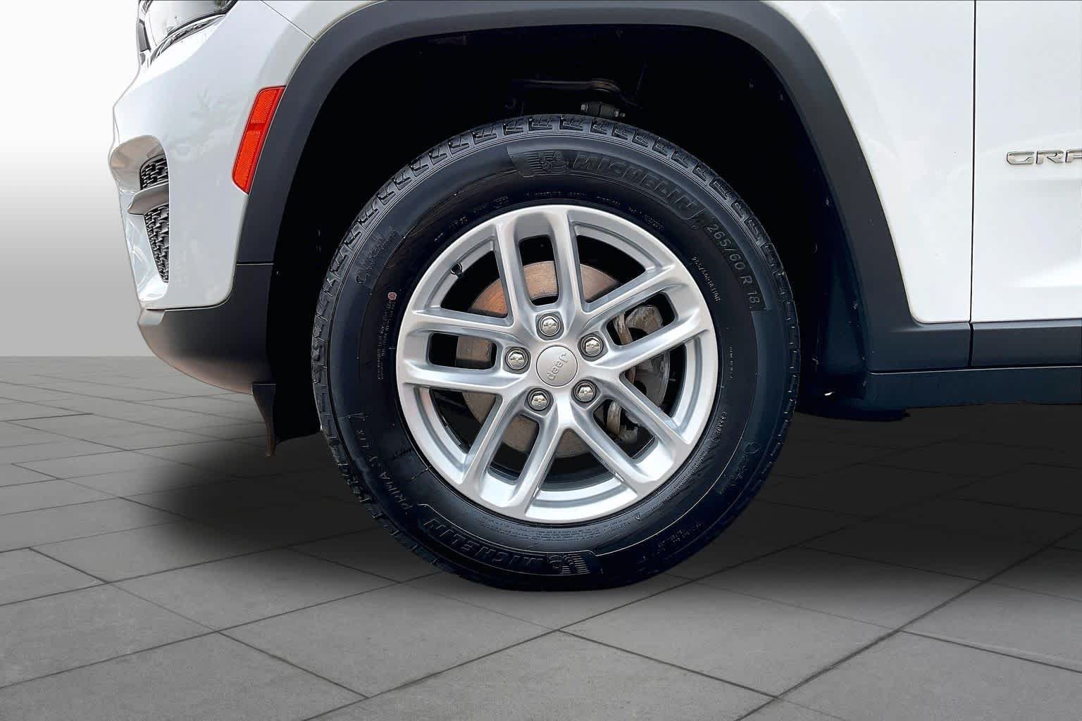 Used 2023 Bright White Clearcoat Jeep Laredo image 11