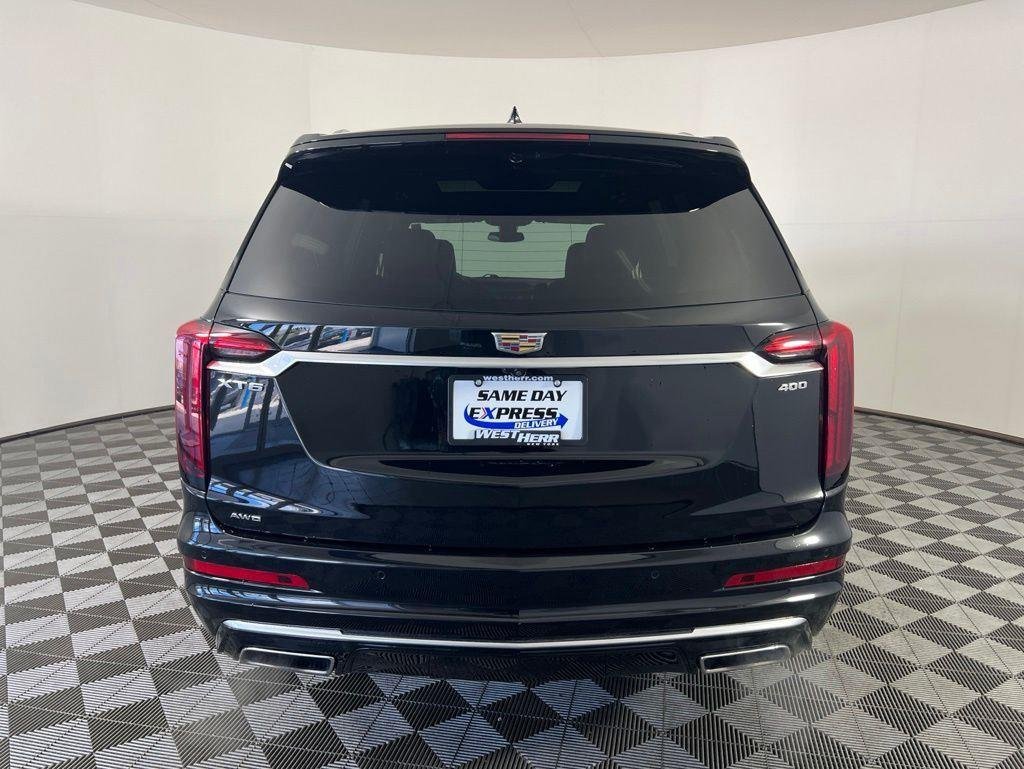 Used 2023 Black Metallic Cadillac Premium Luxury image 31