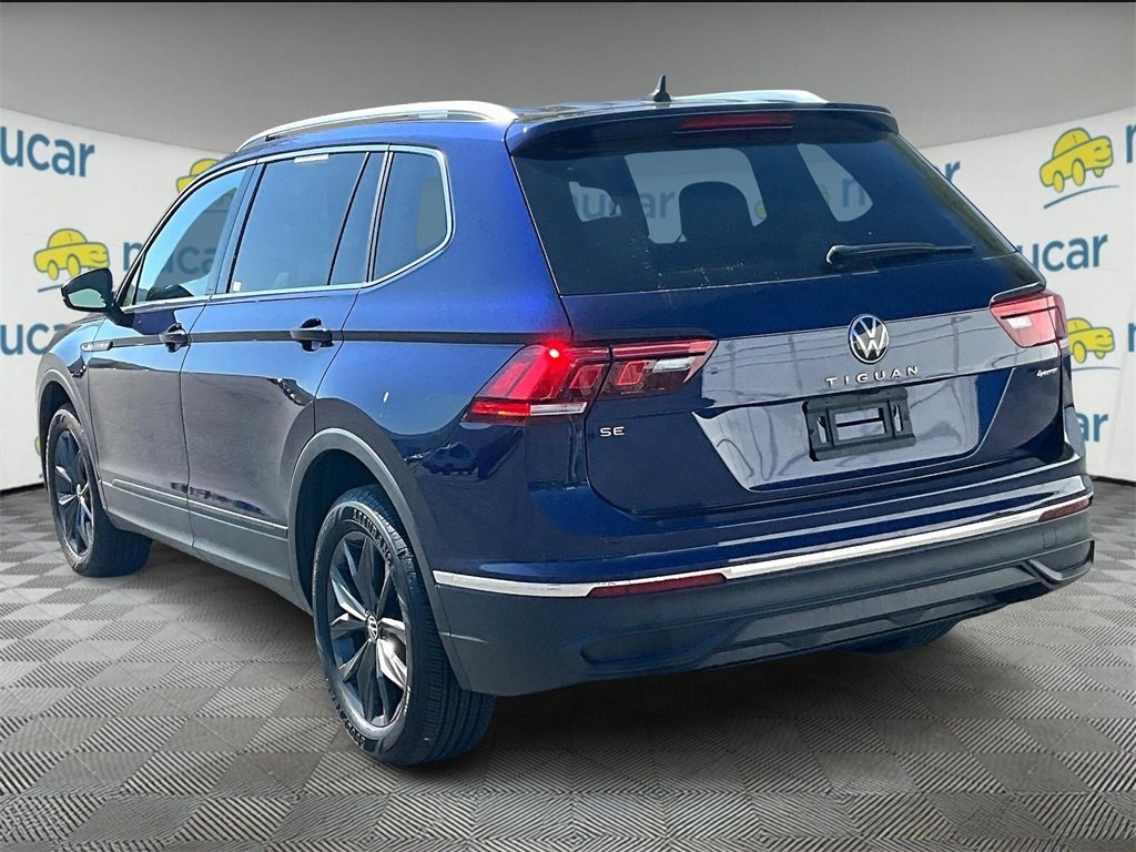 2022 Volkswagen Tiguan SE photo 3