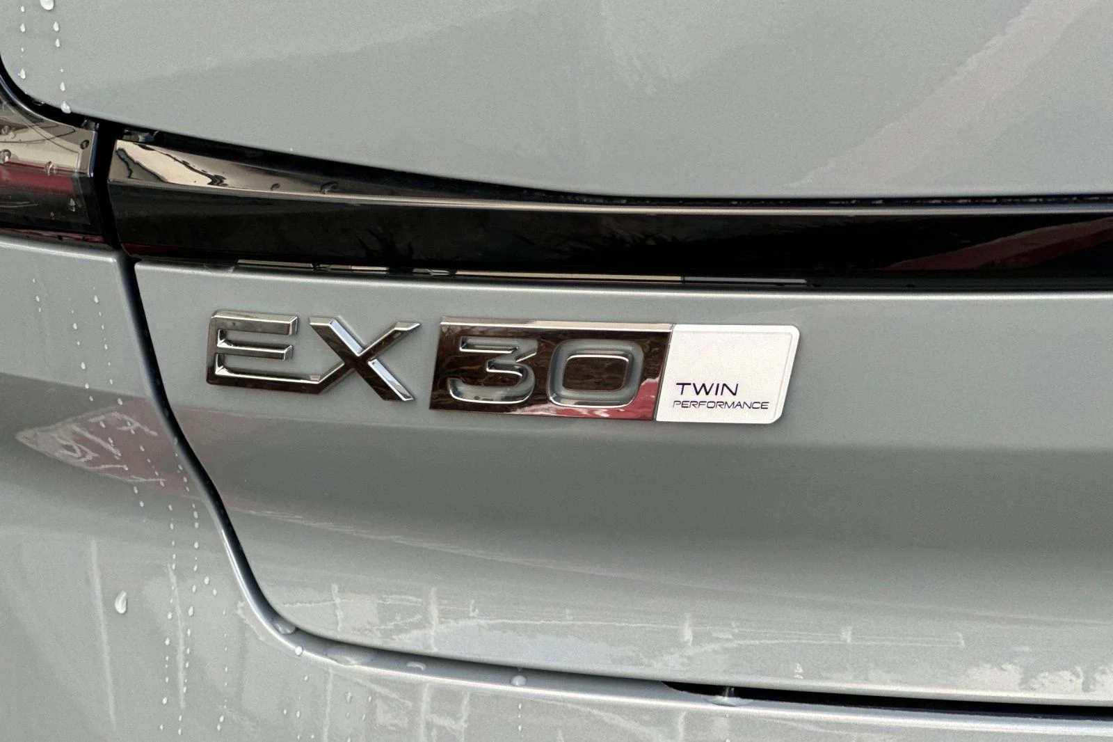 New 2026 Vapour Grey Volvo Twin Motor Plus image 12