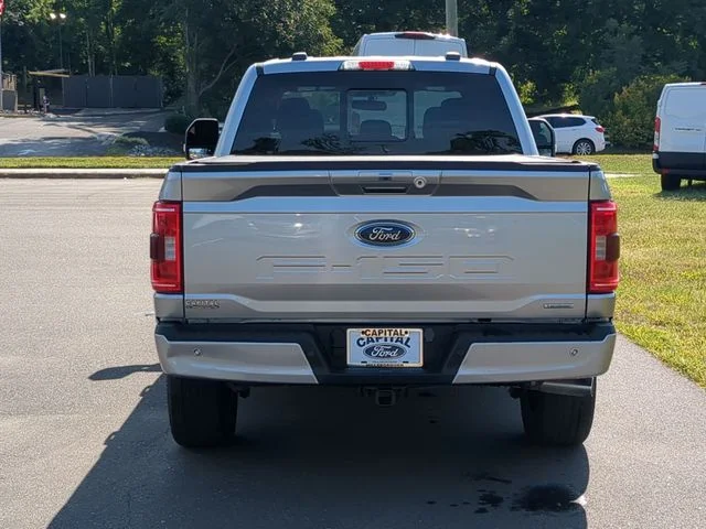 Used 2023 Silver Ford XLT image 12