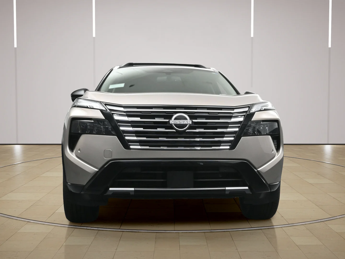 New 2026 Champagne Silver Metallic / Super Black Two-tone Nissan Platinum image 26