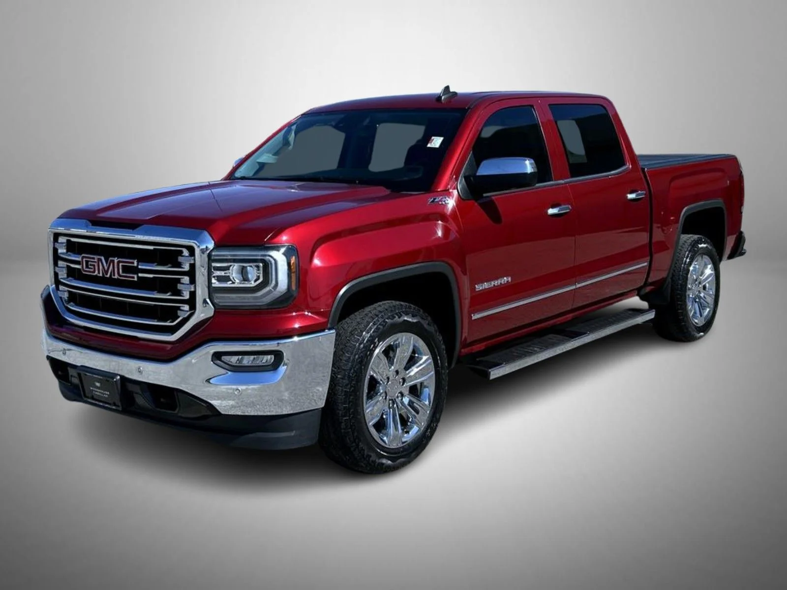 2018 GMC Sierra 4WD Crew Cab Short Box SLT's photo