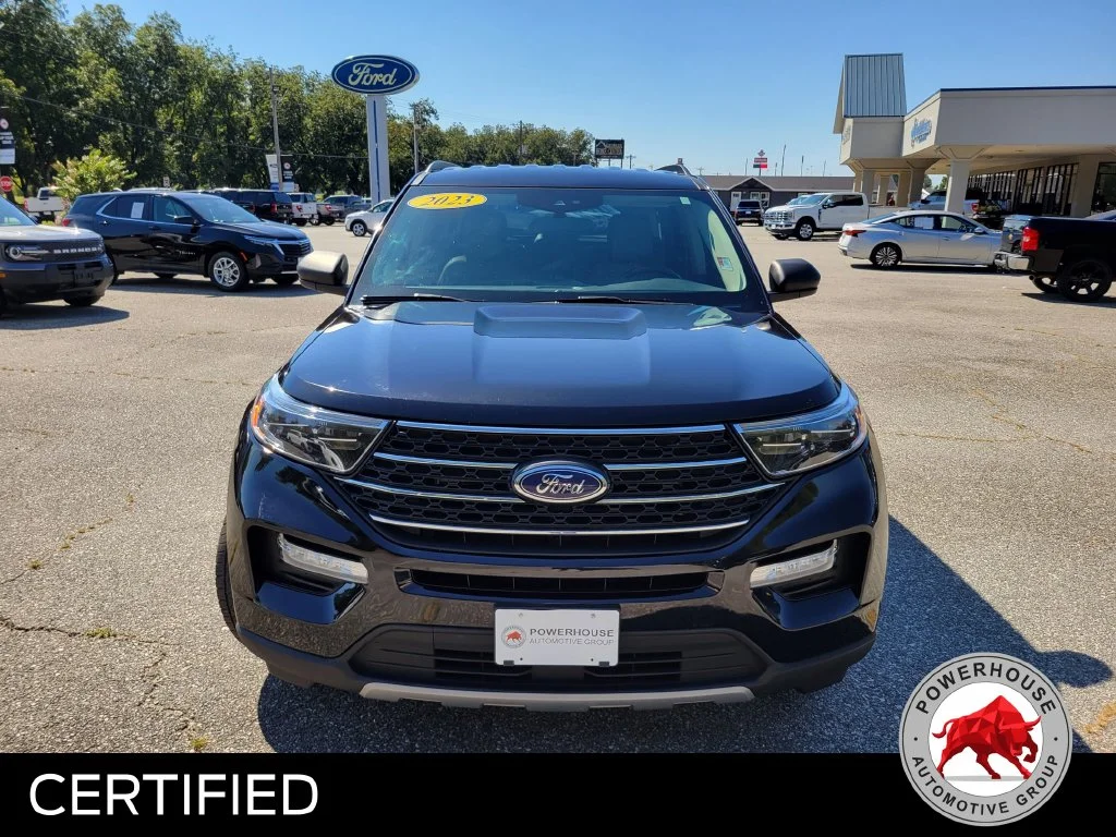 Used 2023 Black Ford XLT image 10