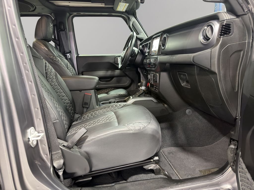 Used 2023 Bright White Clearcoat Jeep Sahara image 16