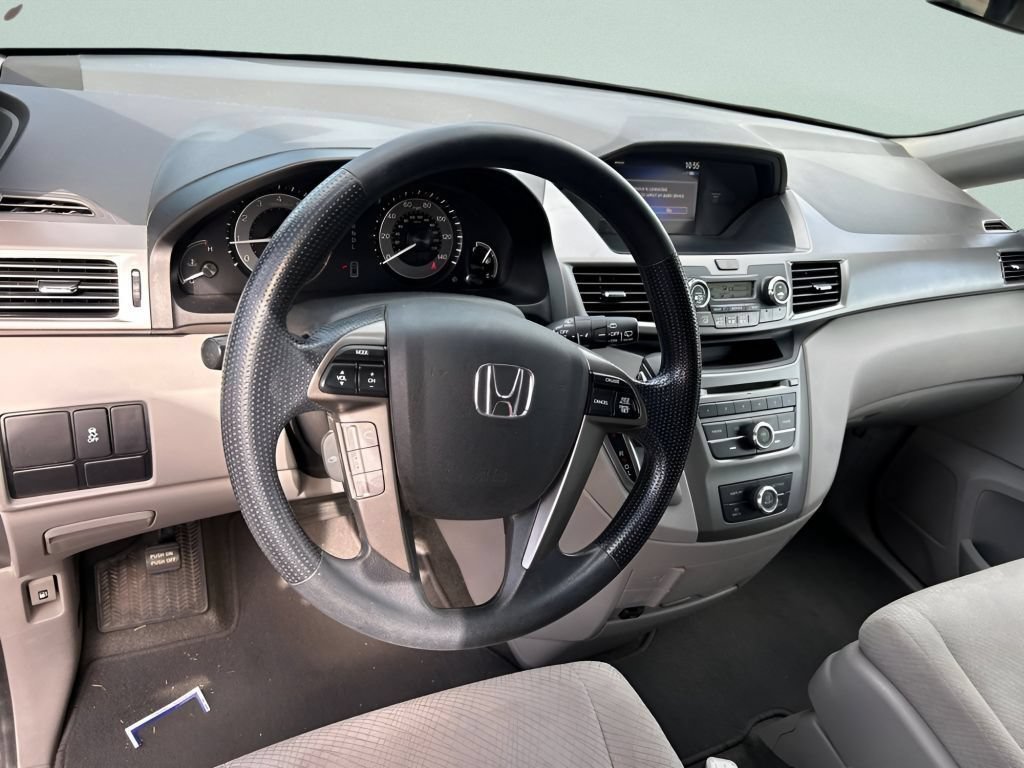 Used 2016 Modern Steel Metallic Honda LX image 23