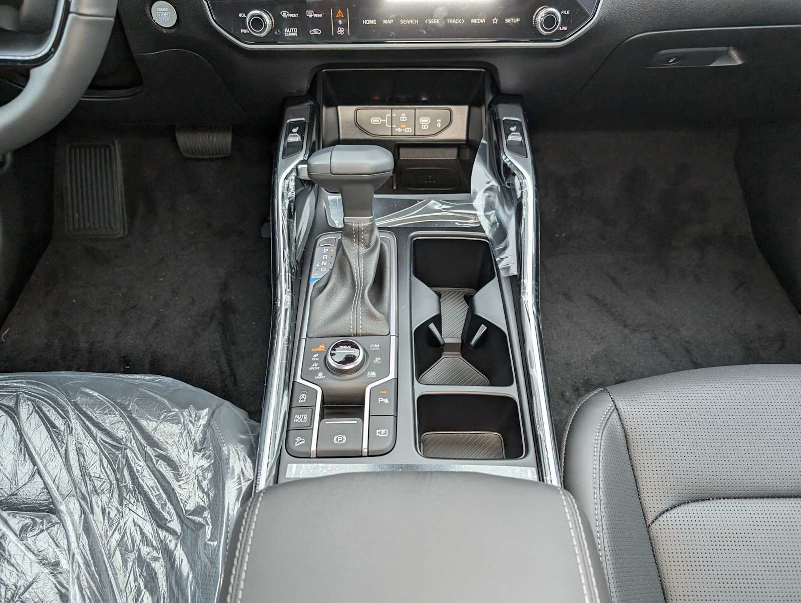 2026 Kia Sorento S - Photo 12