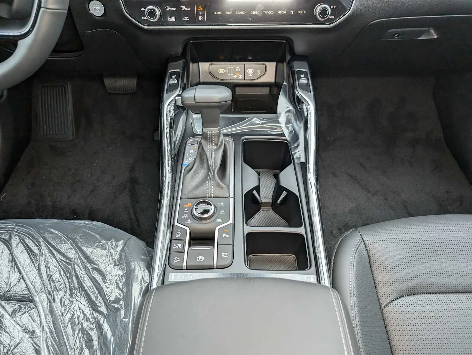 2026 Kia Sorento S - Photo 12