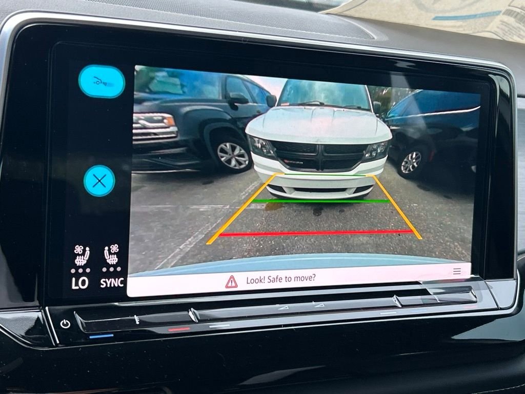 New 2026 White Volkswagen 2.0T SE image 33